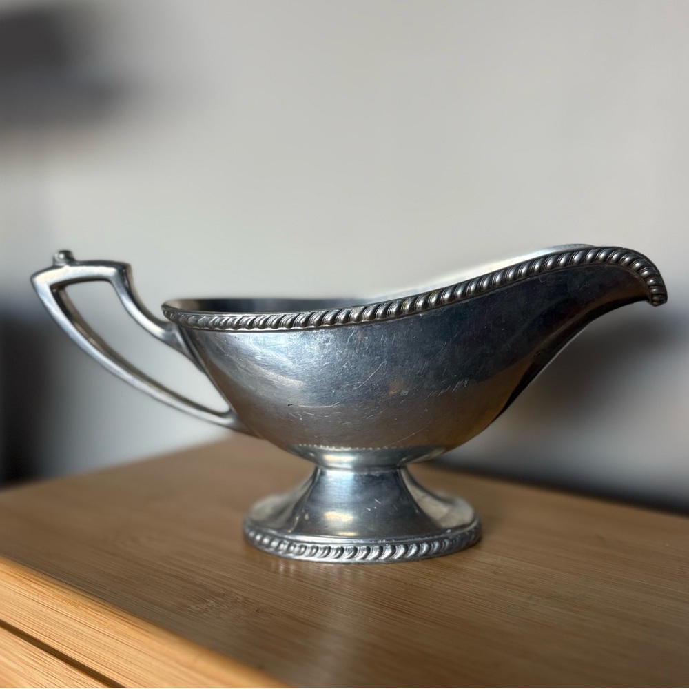 Wallace Pewter P9642 Gravy Boat Without Tray Well Loved